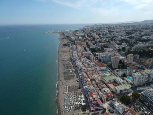 Een luchtfoto van Torremolinos holiday Sun & Sea