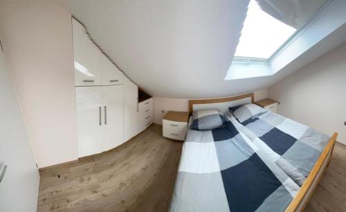 Ένα ή περισσότερα κρεβάτια σε δωμάτιο στο Ferienhaus Dalmatia