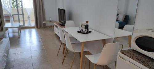 BenalBeach Casa Kito Relax 1ª Linea de Playa