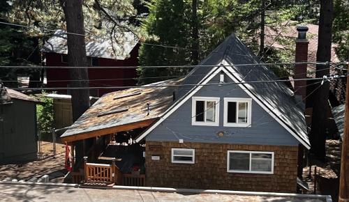 Beautiful Mountain Cabin Getaway – Photos 4