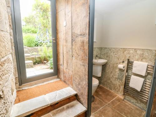 Et badeværelse på Church Cottage