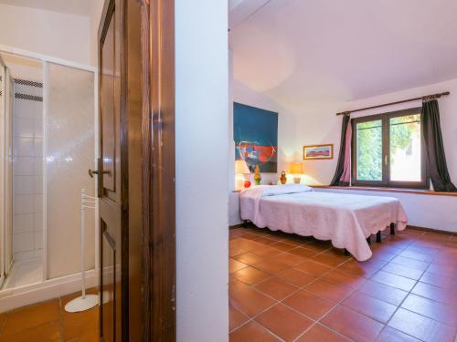 Postel nebo postele na pokoji v ubytování Holiday Home Bardeggiano - Caterina 6 by Interhome