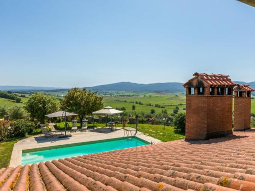 a view of a swimming pool on top of a house at Holiday Home Metallo by Interhome in Colle Val D'Elsa