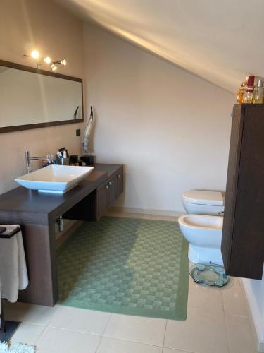 Ένα μπάνιο στο Il bouganville