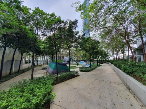 Jardin de l'établissement The Robertson Bukit Bintang by WEEGO Homes