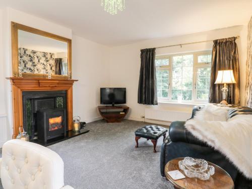 West Wing Apartment – Photos 2