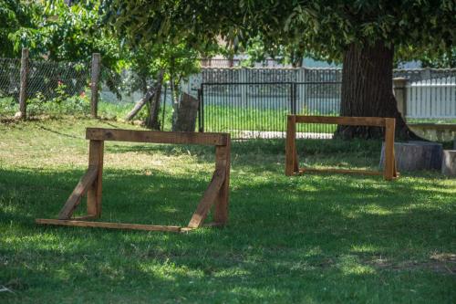 Ein Garten an der Unterkunft Vila Čair