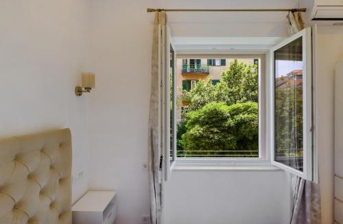 Summer breeze luxury rooms