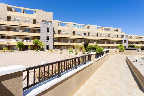 Home2Book Bright Penthouse Médano, Terrace & Pool