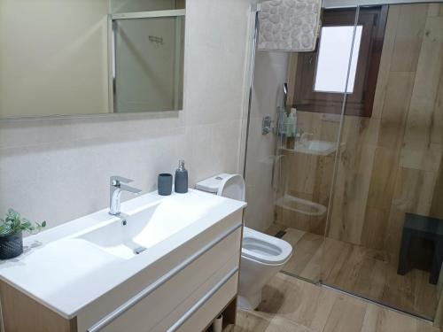Kylpyhuone majoituspaikassa CASA DO LAGOEIRO