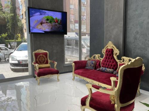 A seating area at Vois Hotel Bostanci & SPA