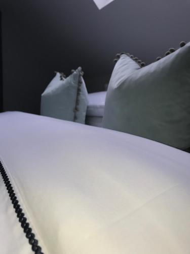 Cama o camas de una habitación en The Bed in a Shed