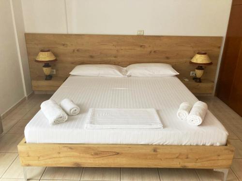 Garden Villa Sarande Apt-6