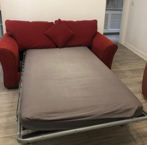 Postel nebo postele na pokoji v ubytování Entire Pet Friendly Apartment Self Check In