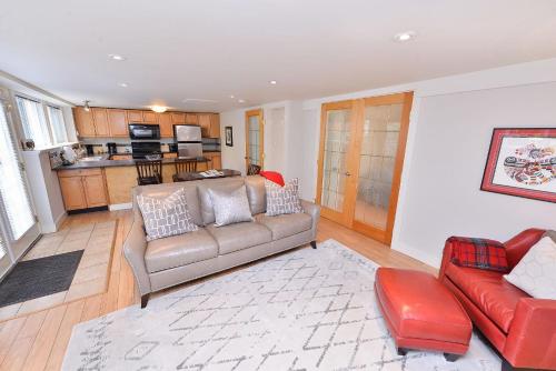 Manor Suite Off Rockland – Photos 2