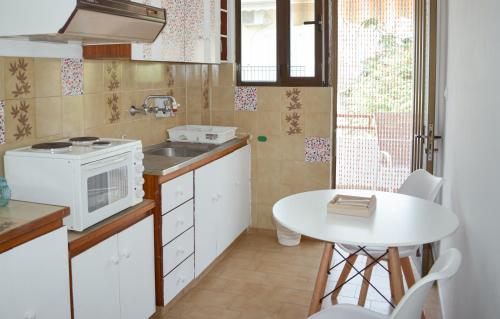 Gallery image of Ελαία Apartments in Edipsos