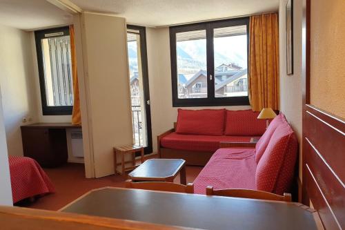 Photo de la galerie de l'établissement 27 m avec BALCON-VUE Mont-Blanc-HYPERCENTRE, à Chamonix-Mont-Blanc