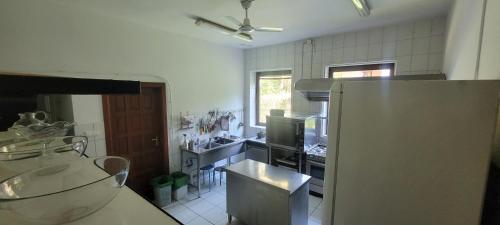 A kitchen or kitchenette at Pod kogutem - wymarzone miejsce blisko natury