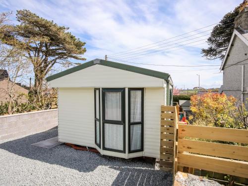Bryn Hyfryd Caravan – Photos 2