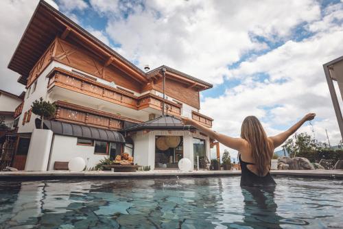 Bazén v ubytování Hotel San Giacomo Spa&Gourmet nebo v jeho okolí
