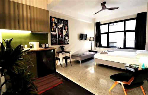 Central urban studio B