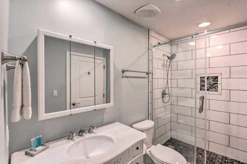 Koupelna v ubytování Sandestin Beach Resort Condo with Ocean Views!