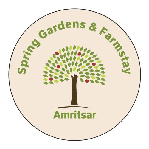 Sijil, anugerah, tanda atau dokumen lain yang dipamerkan di Spring Gardens and Farmstay