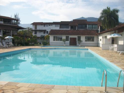 The swimming pool at or close to Apartamento Porto Bracuy Apartment