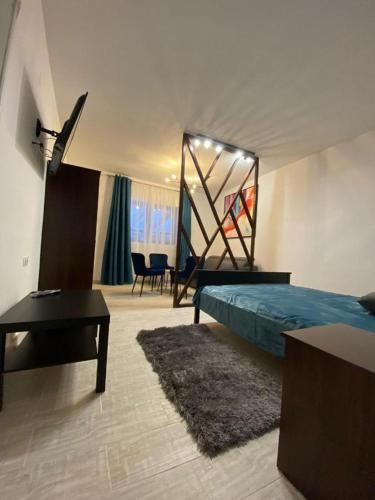Ένα ή περισσότερα κρεβάτια σε δωμάτιο στο Cabana B2 langa strandul Banffy