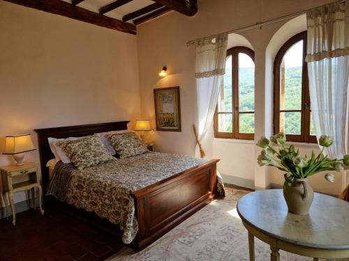 Afbeelding uit fotogalerij van Villa Calcina, Beautiful Tuscan Farmhouse in Pieve Santo Stefano