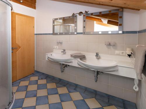 Koupelna v ubytování Bidner, Appartements