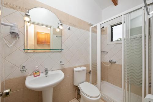 Kylpyhuone majoituspaikassa Gerasimo's Apartments