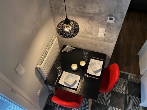 Industrial Elegance Studio - 2' from Aristotelous