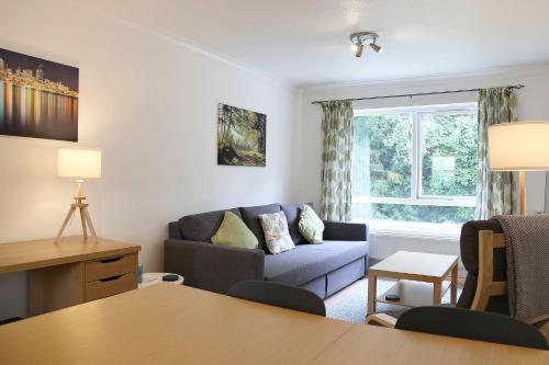 Кът за сядане в Pass the Keys 1BR Modern Beautiful House Pass the Keys