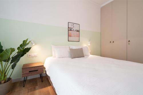 ☆Kalimarmaro 3BD Apt For Max Fun & Comfortability☆にあるベッド