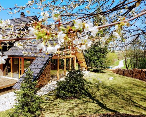 Cabin off the beaten path – Photos 4