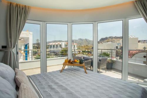 Imagen de la galería de Haraki Blue Dream Luxury Apartments, en Charaki