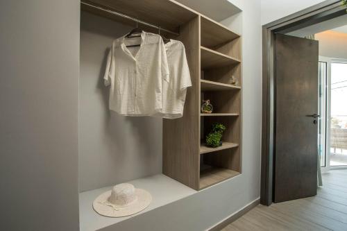 Φωτογραφία από το άλμπουμ του Haraki Blue Dream Luxury Apartments στο Χαράκι