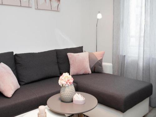 Crystal Apartment
