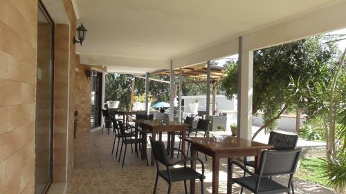 En restaurang eller annat matställe på Bella Rosa hotel Cyprus