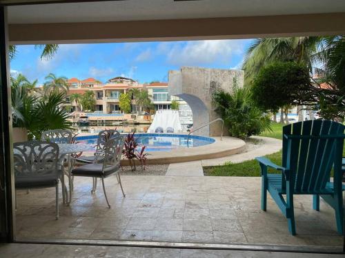 Piscina en o cerca de Waterfront 3 Bedroom Spacious Condo