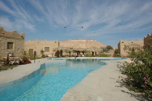 Bazén v ubytování Siwa Shali Resort nebo v jeho okolí