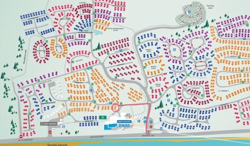 Seton Sands Haven Holiday Park - Platinum Caravan في Prestonpans: خريطة لمدينة بمختلف ألوان المباني