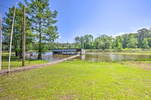 Gallery image of Lake O Pines, Jefferson, TX - Anglers Cabin! in Jefferson