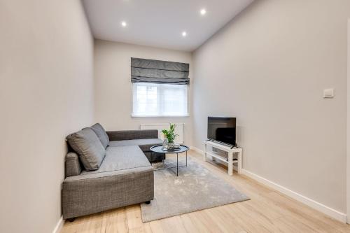 Central Platinum Apartments 26