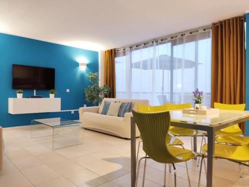 Foto CASA AZUL 2Bedroom Apartment & Ocean View Terrace WIFI Premium 6