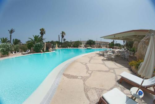 Πισίνα στο ή κοντά στο Cupola Bianca Resort