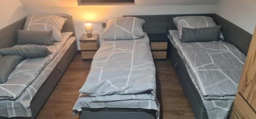 Posezení v ubytování Małe Ciche 36j PRZY OSTREWKACH, Widok na góry, Blisko do wyciągu narciarskiego, Idealne miejsce na wypad w góry -tarasówka-zgorzelisko-rusinowa polana-gesia szyja-palenica-wiktorówki-morskie oko