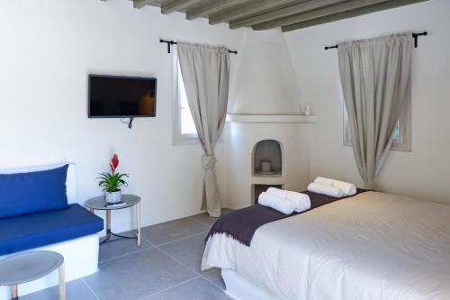 Mykonos Traditional Home Tavros