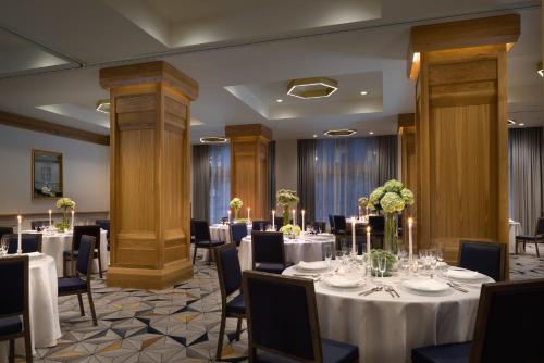 Kimpton Schofield Hotel, an IHG Hotel Image